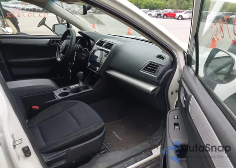 2019 Subaru Outback 2.5I Premium z USA, uszkodzony, nr VIN 4S4BSAFC9K3342411